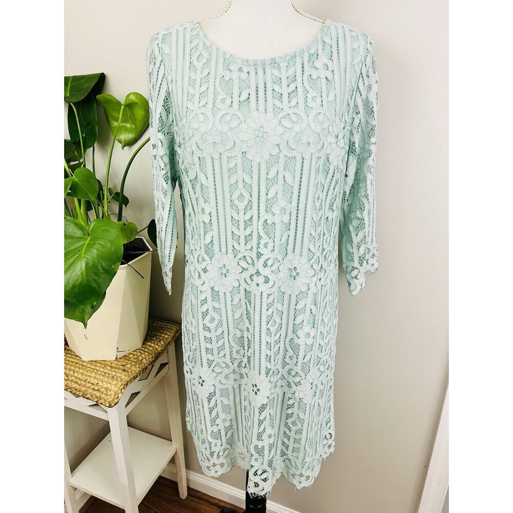 Liz Claiborne Mint Green Lace Floral Overlay Retro Vibes Shift Dress Size 10